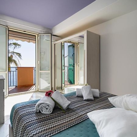 勒托阳尼Loft Balcone Sul Mare公寓 外观 照片