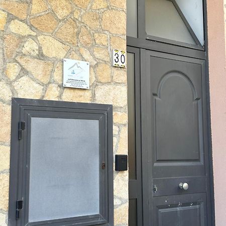 勒托阳尼Loft Balcone Sul Mare公寓 外观 照片