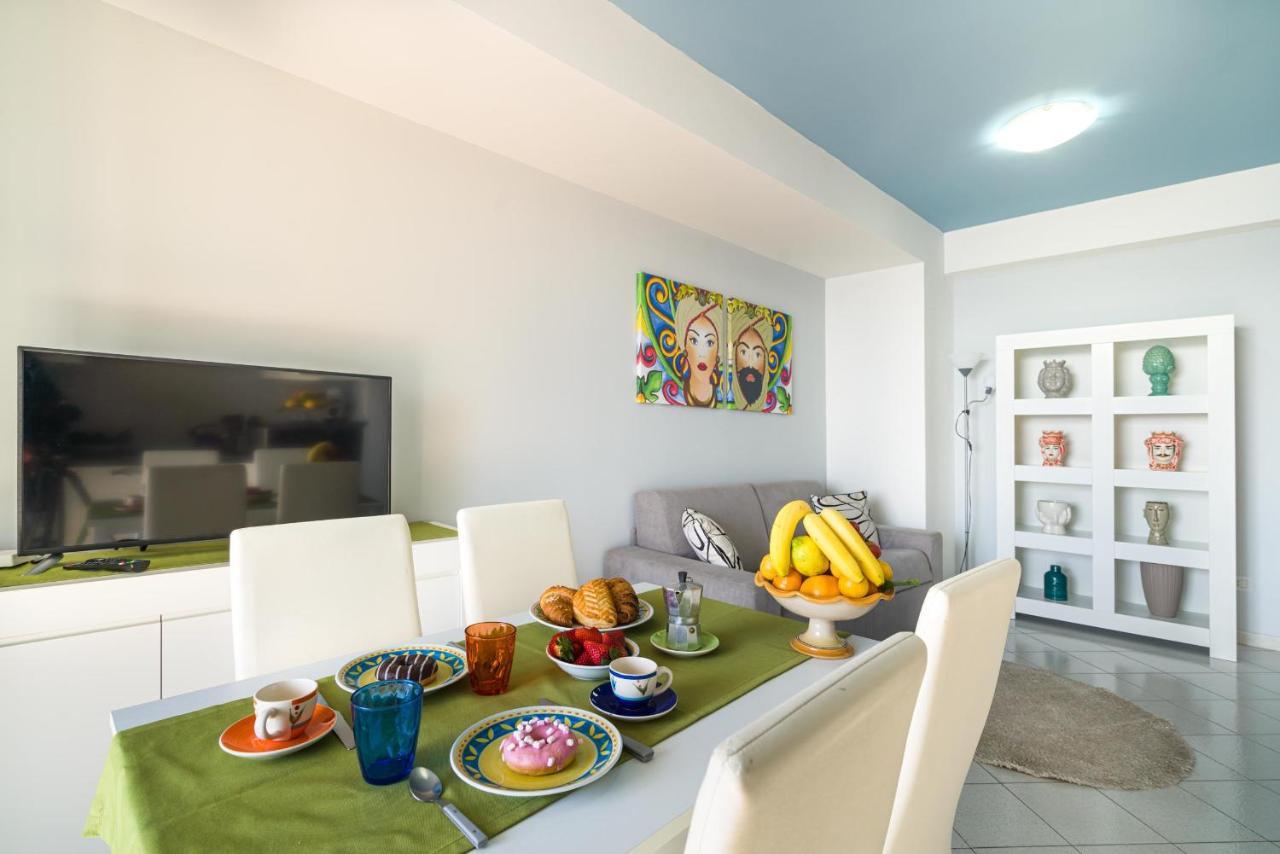 勒托阳尼Loft Balcone Sul Mare公寓 外观 照片